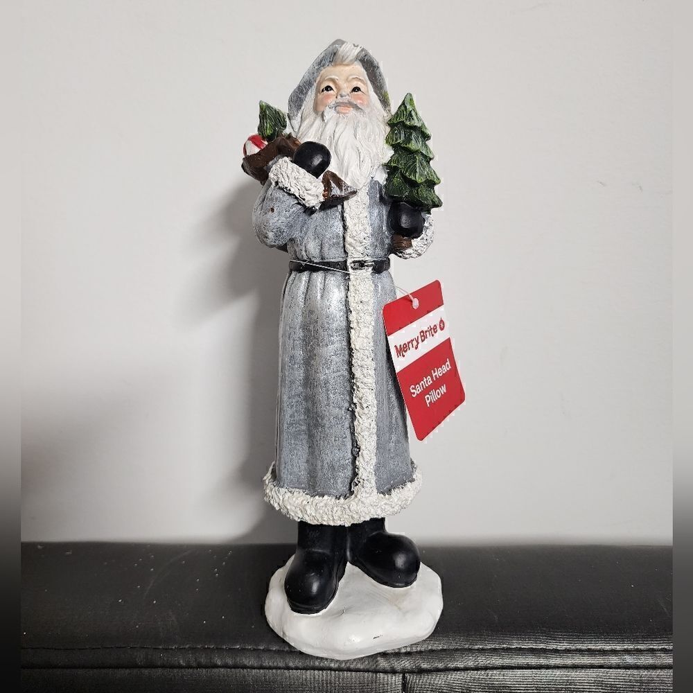 10 1/2" Santa Figurine Brand New Christmas, New